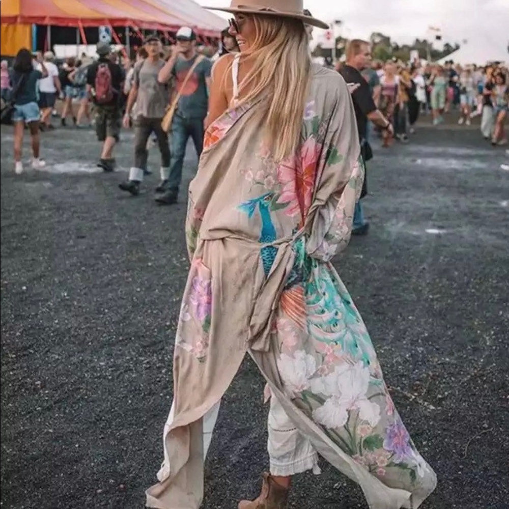 Spell Waterfall Kimono